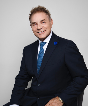 Dr. Gregory Pugen
