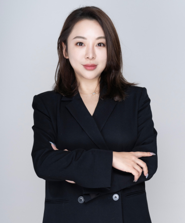 Sylvia Song