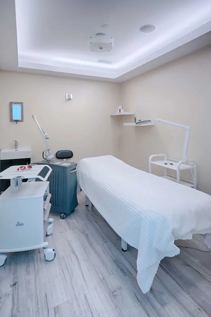 signature cosmetic clinic room 2