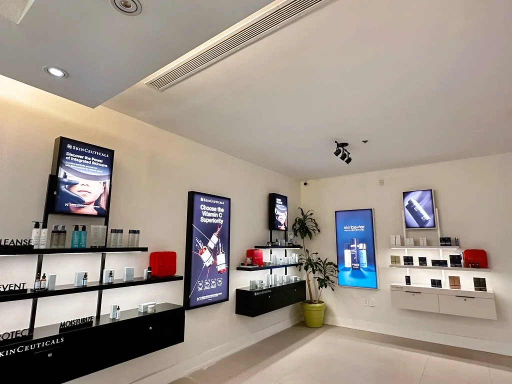 signature cosmetic clinic warden-product display